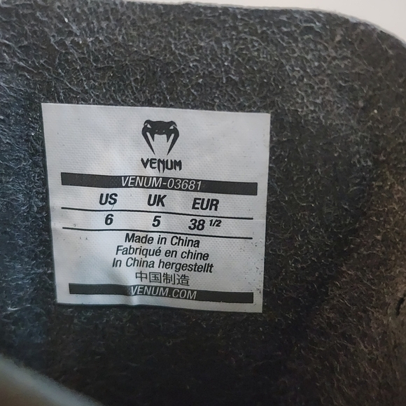 Venum Mens Elite Professional Boxing Shoes Sneakers Mid Cut Lace Up Black Size 6 - Picture 12 of 13